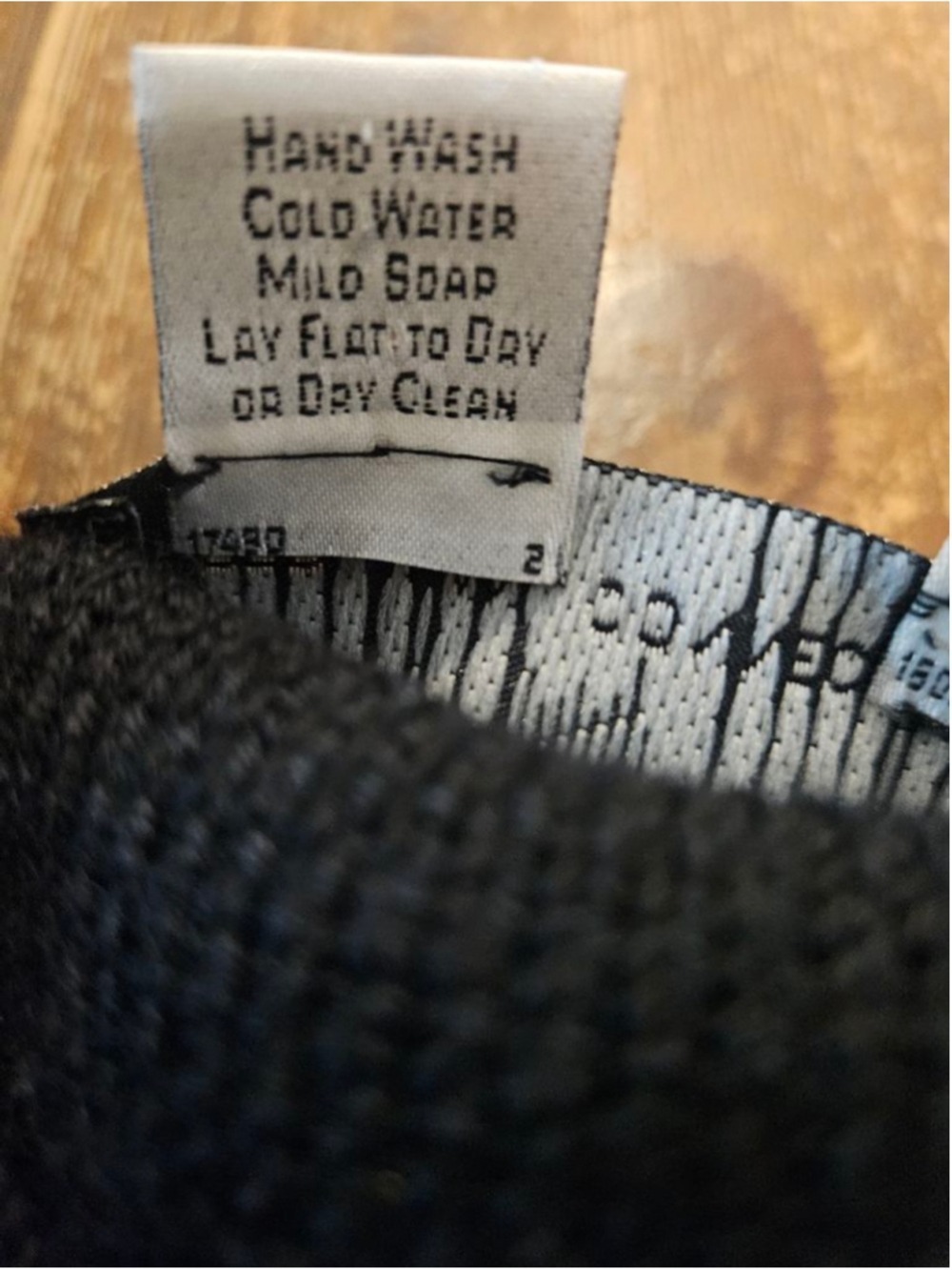 Women's Peruvian Connection Black Baby Alpaca Wool V-Neck Sweater Vest XL - Picture 12 of 12